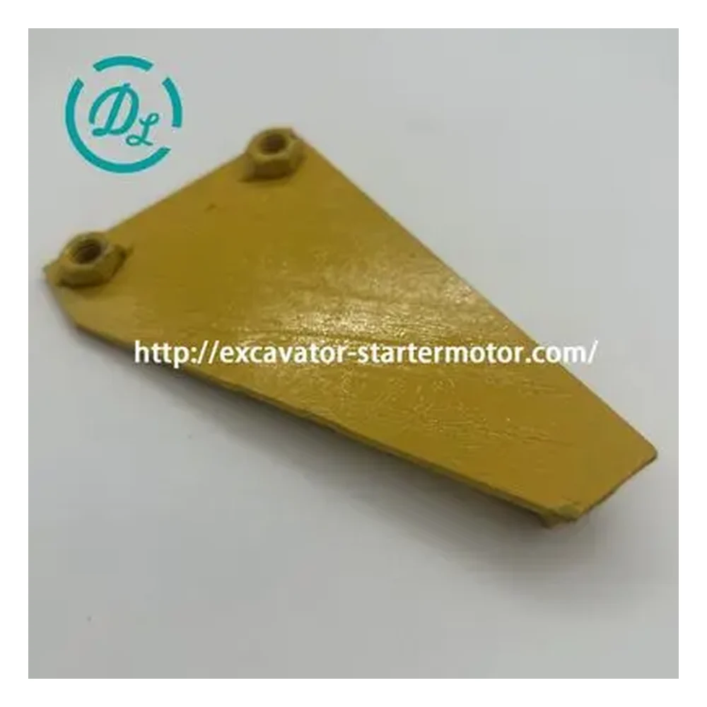 20Y-62-51781 Hydraulic Filter Bracket for Komatsu Excavators, OEM/reference 20Y-62-51781, Hydraulic Filter Mounting Bracket, product view 5