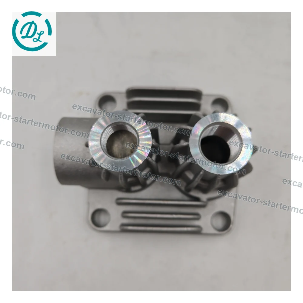 1-19110019-0 Air Compressor Cylinder Head for Isuzu 6BG1, OEM/reference 1-19110019-0, Air Compressor Cylinder Head Assembly, product view 2