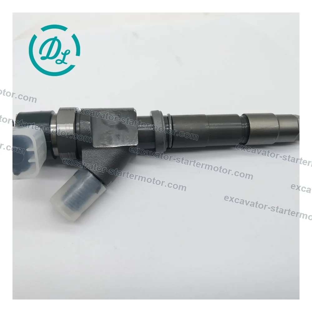 0445120126 Common Rail Injector for Mitsubishi D04FR, OEM/reference 0445120126, CRIN2 Common-Rail Fuel Injector, product view 3