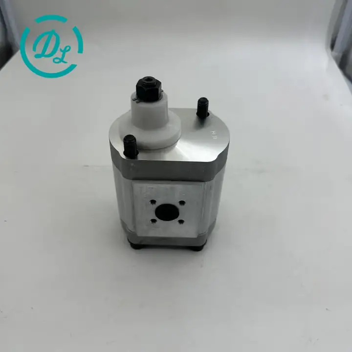 05813227 Hydraulic Replacement Part for Excavator and Diesel Equipment, OEM/reference 05813227, Hydraulic Replacement Part