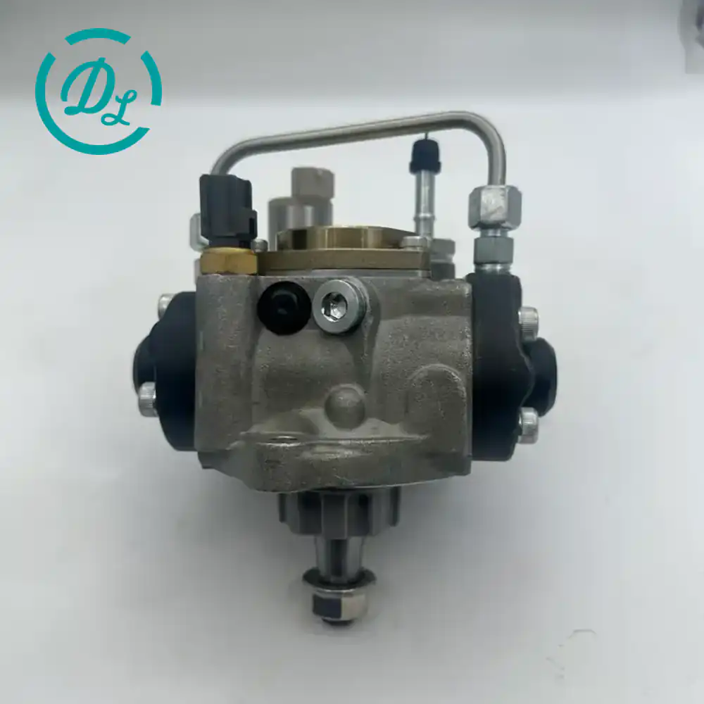 22100-30400 Engine Replacement Part for Excavator and Diesel Equipment, OEM/reference 22100-30400 · 294000-0360, Engine Replacement Part