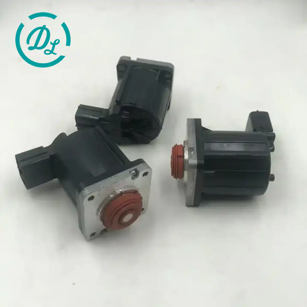 8-98238249-0 EGR Valve for Isuzu 4HK1 6HK1 Hitachi ZX200-3 ZX210-3, OEM/reference 8-98238249-0, EGR Valve Assembly