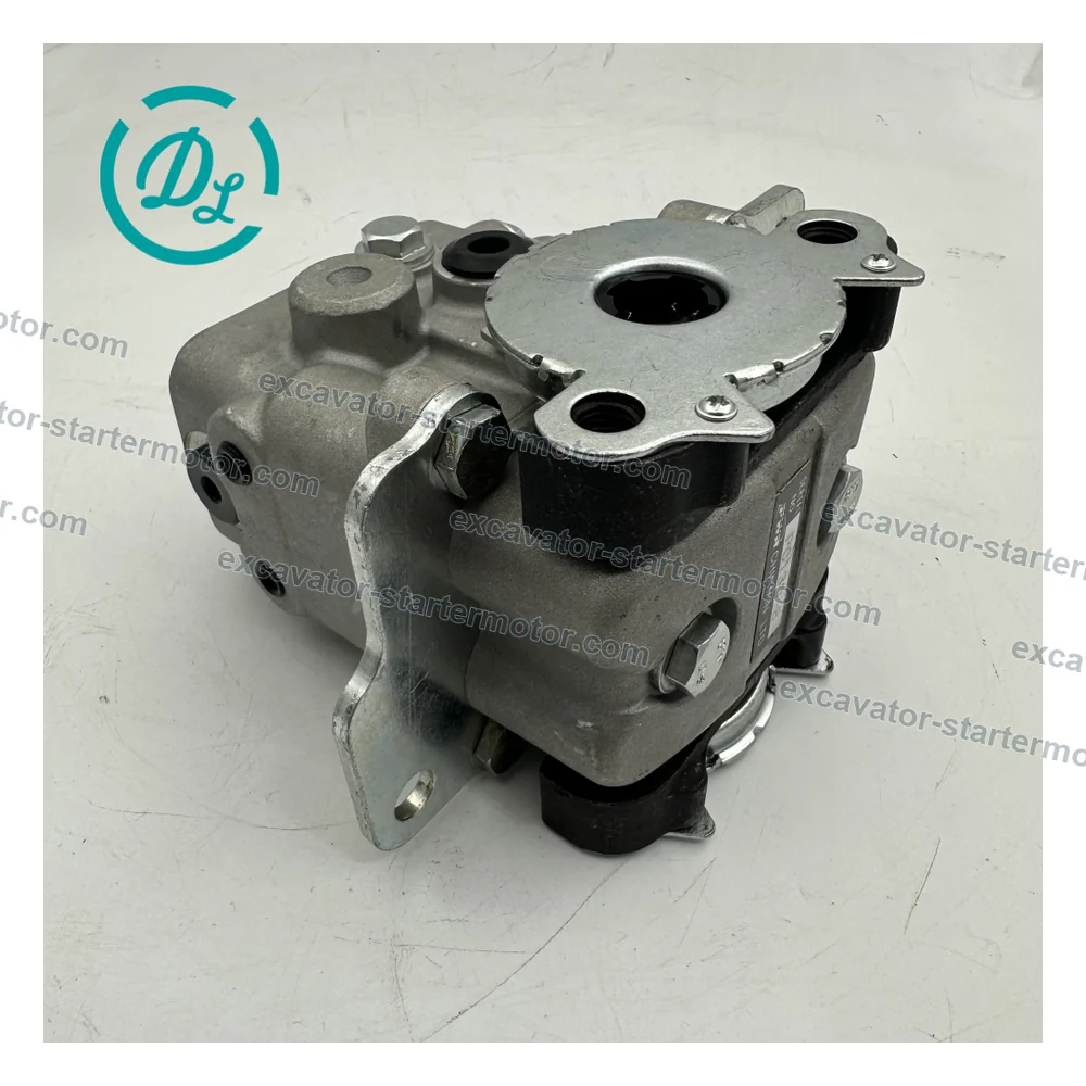 702-16-01542 Travel Pilot Valve for Komatsu PC100 PC120 PC128 PC200 PC220, OEM/reference 702-16-01542, Travel Pilot Valve Assembly, product view 4