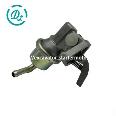 16285-52033 Fuel Pump for Kubota D1105 V1505, OEM/reference 16285-52033, Fuel Pump, product view 4