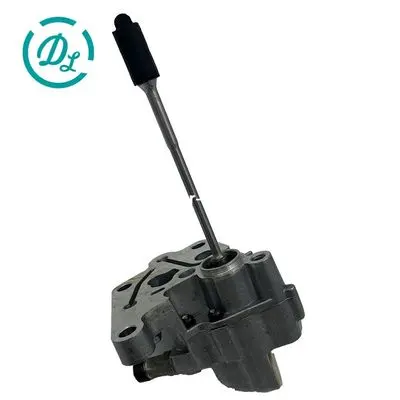 21067955 Fuel Gear Pump for Volvo D12 D12D EC360 EC460, OEM/reference 21067955, Engine Fuel Gear Pump, product view 1