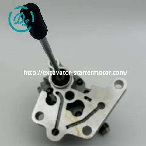 21067955 Fuel Gear Pump for Volvo D12 D12D EC360 EC460, OEM/reference 21067955, Engine Fuel Gear Pump, product view 2