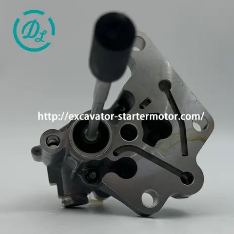 21067955 Fuel Gear Pump for Volvo D12 D12D EC360 EC460, OEM/reference 21067955, Engine Fuel Gear Pump, product view 4