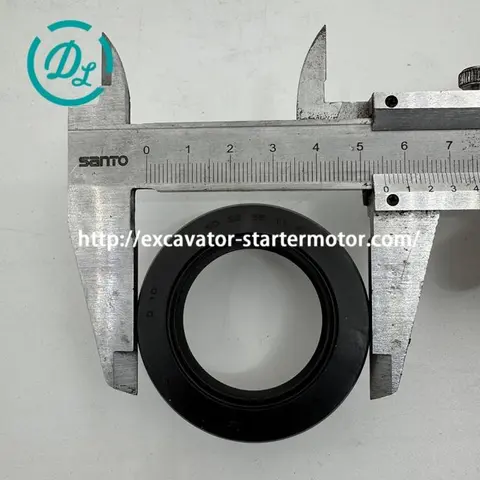 198636160 Front Crankshaft Oil Seal for Perkins 403D and 404D Engines, OEM/reference 198636160, Front Crankshaft Oil Seal, product view 2