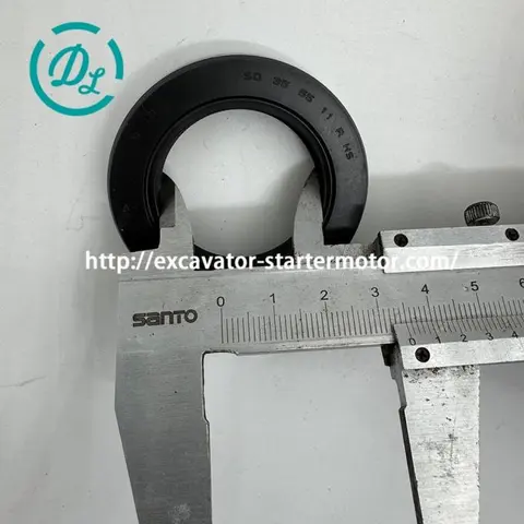 198636160 Front Crankshaft Oil Seal for Perkins 403D and 404D Engines, OEM/reference 198636160, Front Crankshaft Oil Seal, product view 4