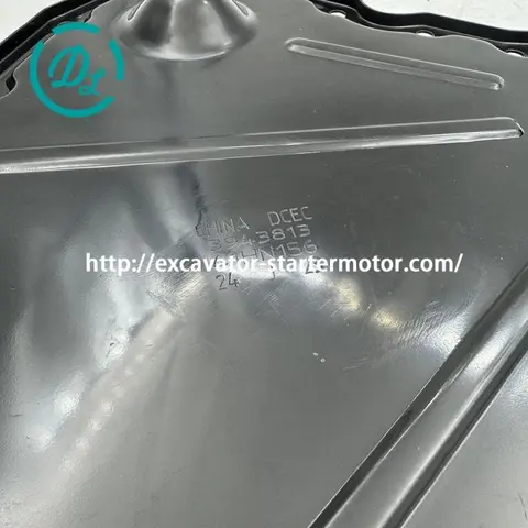 3943813 Gear Cover for Cummins 6C ISC and ISL Engines, OEM/reference 3943813, Gear Housing Cover, product view 2