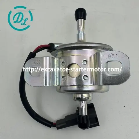 1G377-52030 Fuel Pump for V1505 D1105 D1305 D1503, OEM/reference 1G377-52030, Fuel Pump, product view 2