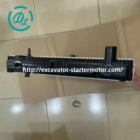 PS05P00005S001 Water Tank Radiator for CASE CX55, OEM/reference PS05P00005S001, Water Tank Radiator, product view 2