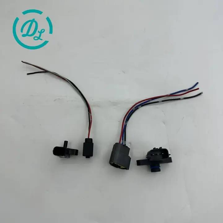6261-81-2700 Boost Pressure Sensor Assembly for Komatsu SAA6D125 SAA6D140 SAA6D170, OEM/reference 6261-81-2700, Boost Pressure Sensor Assembly