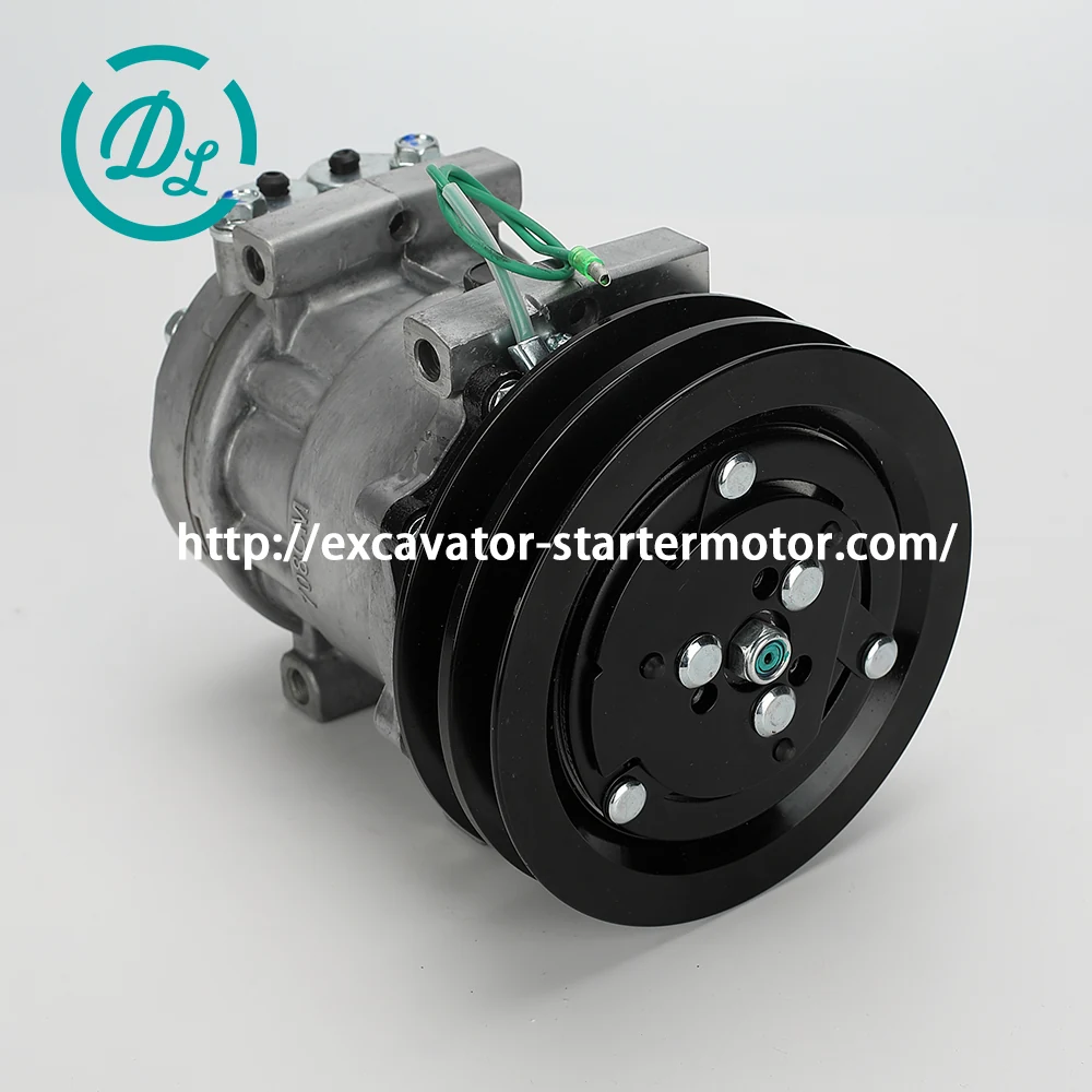 4384568 A/C Compressor for Hitachi EX60-5 EX60BUN-5 EX70LCK-5, OEM/reference 4384568, Excavator Air-Conditioning Compressor, product view 3