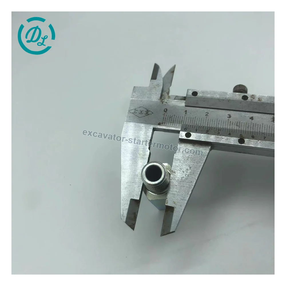8-94472583-0 8944725830 Water Adapter for Isuzu 4JJ1 Engine, OEM/reference 8-94472583-0, Engine Water Adapter, product view 3