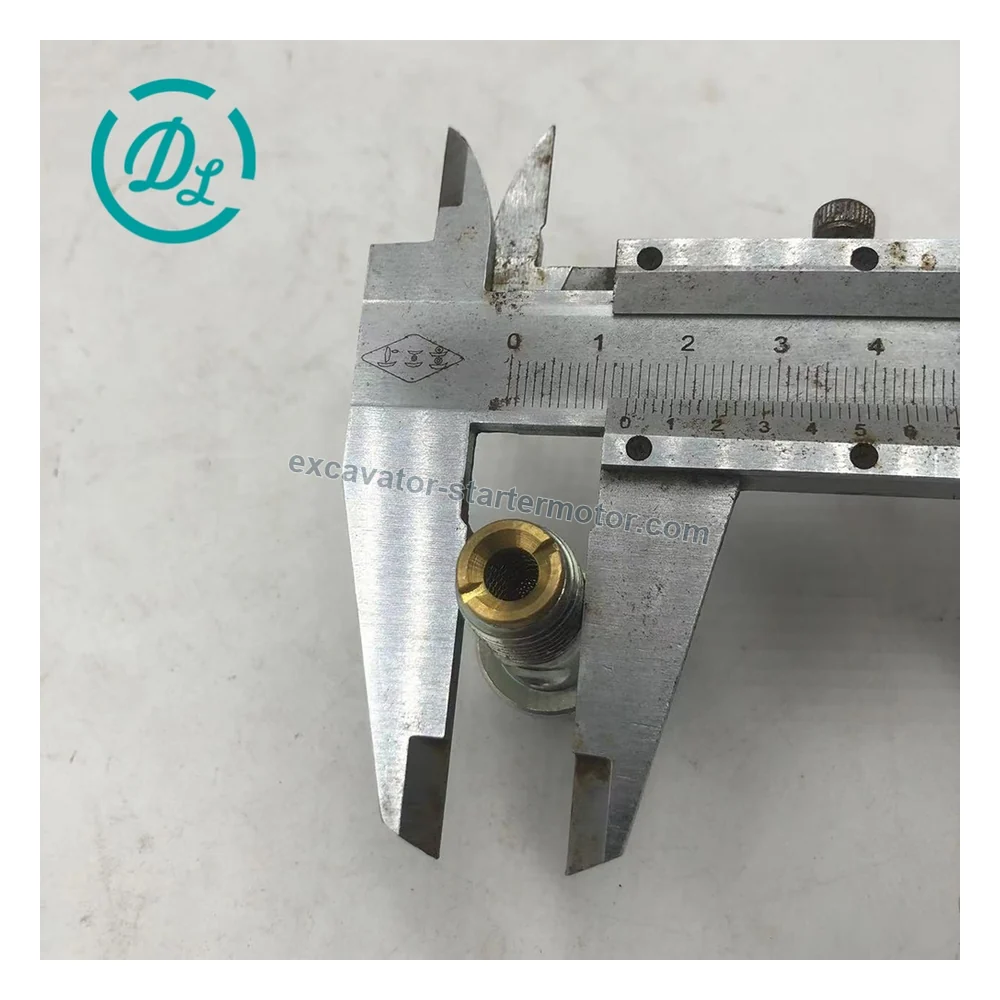 1-09675063-0 Eye Bolt for Isuzu 6BG1 and Takeuchi TB1140, OEM/reference 1-09675063-0, Engine Eye Bolt, product view 4