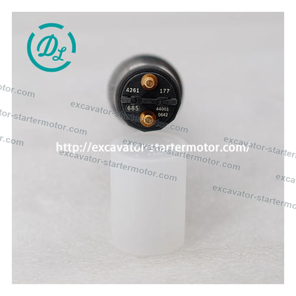0445120177 5254261 Fuel Injector for Cummins QSB6.7 / ISB6.7, OEM/reference 0445120177, Common-Rail Fuel Injector, product view 2