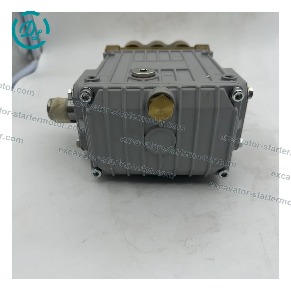 NP16/15-210 15 L/min 210 Bar 6.2 kW Triplex Plunger Pump for High-Pressure Systems, OEM/reference NP16/15-210, Triplex Plunger Pump, product view 4