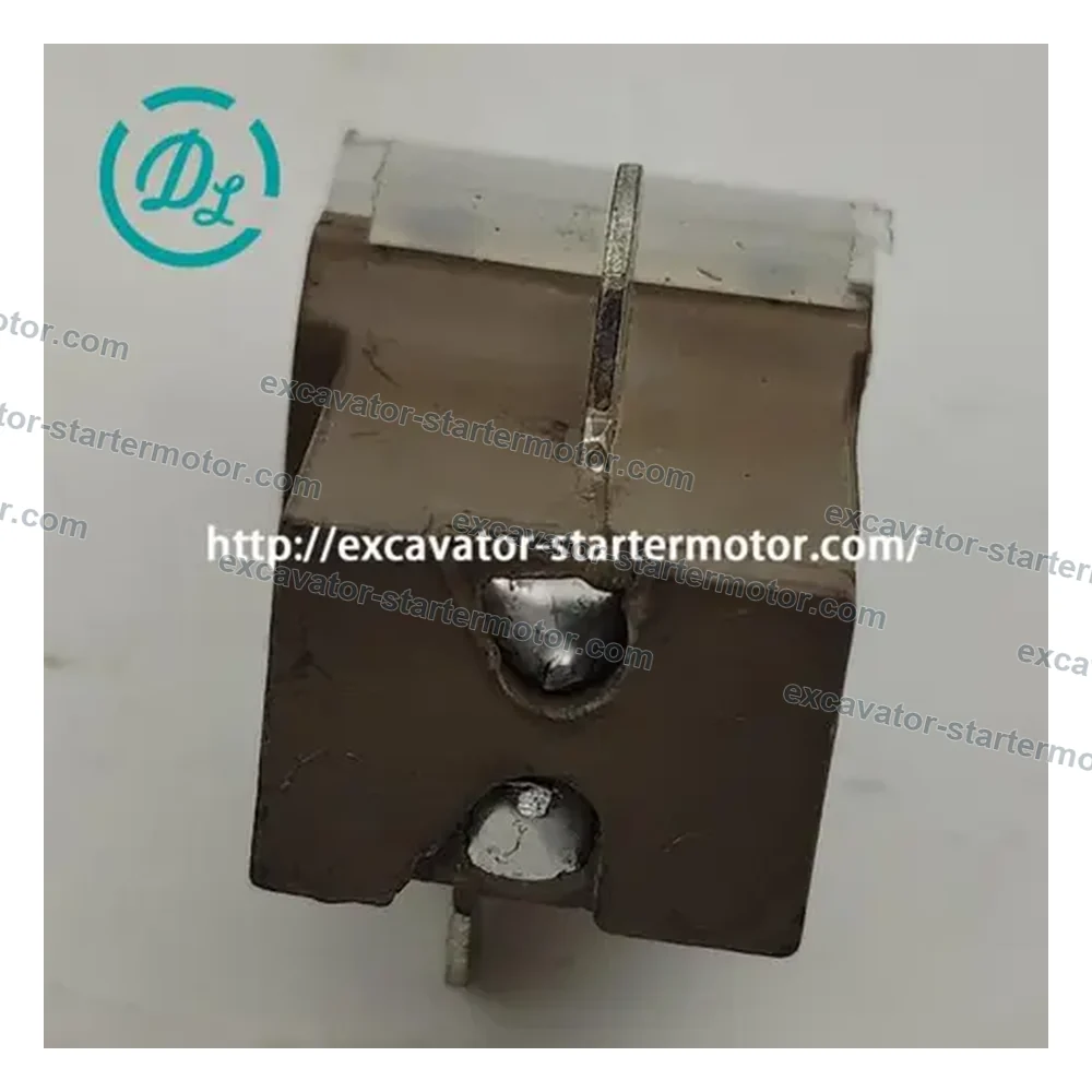 021620-2201 15881-64311 12V Alternator Brush Holder for Kubota, OEM/reference 021620-2201, Alternator Brush Holder, product view 2