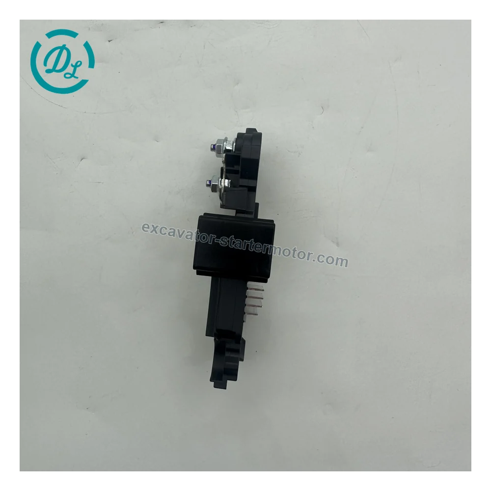 0272221002 24V Alternator Regulator for Bosch 0124655 Series, OEM/reference 0272221002, 24V Internal Alternator Voltage Regulator, product view 3