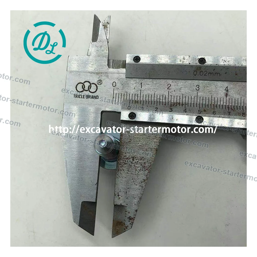 0-28680820-0 Oil Pan Bolt for Isuzu 4HK1 Engine, OEM/reference 0-28680820-0, Oil Pan Mounting Bolt, product view 3