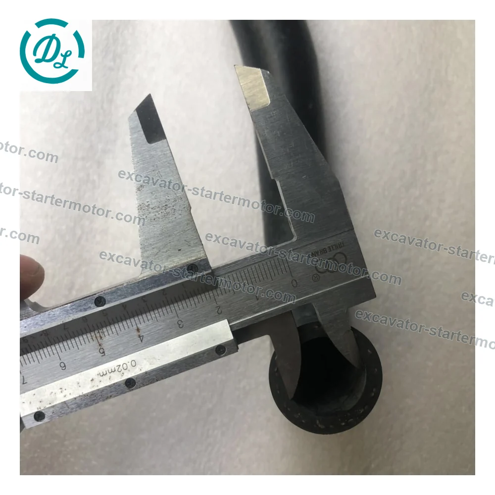 8-97209949-1 Water Bypass Hose for Isuzu 4HK1, OEM/reference 8-97209949-1, Molded Water Bypass Hose, product view 4