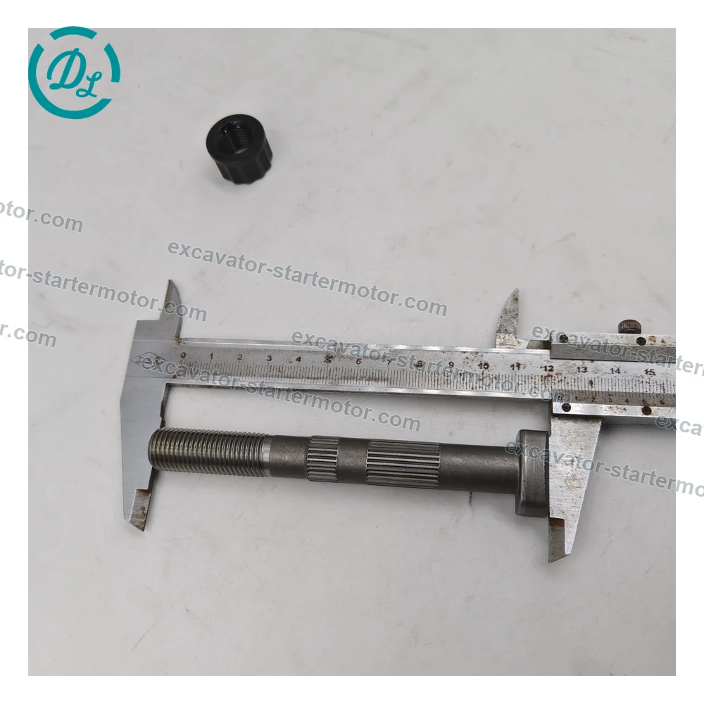 1-12235036-3 Connecting Rod Bolt with 1-12239005-1 Nut for Isuzu 6WG1 6WA1, OEM/reference 1-12235036-3, Connecting Rod Bolt with Companion Nut, product view 3
