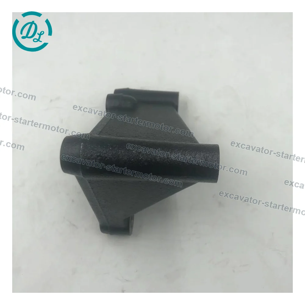 8-98048890-0 Generator Mounting Bracket for Isuzu 4LE2, OEM/reference 8-98048890-0, Generator Mounting Bracket, product view 4