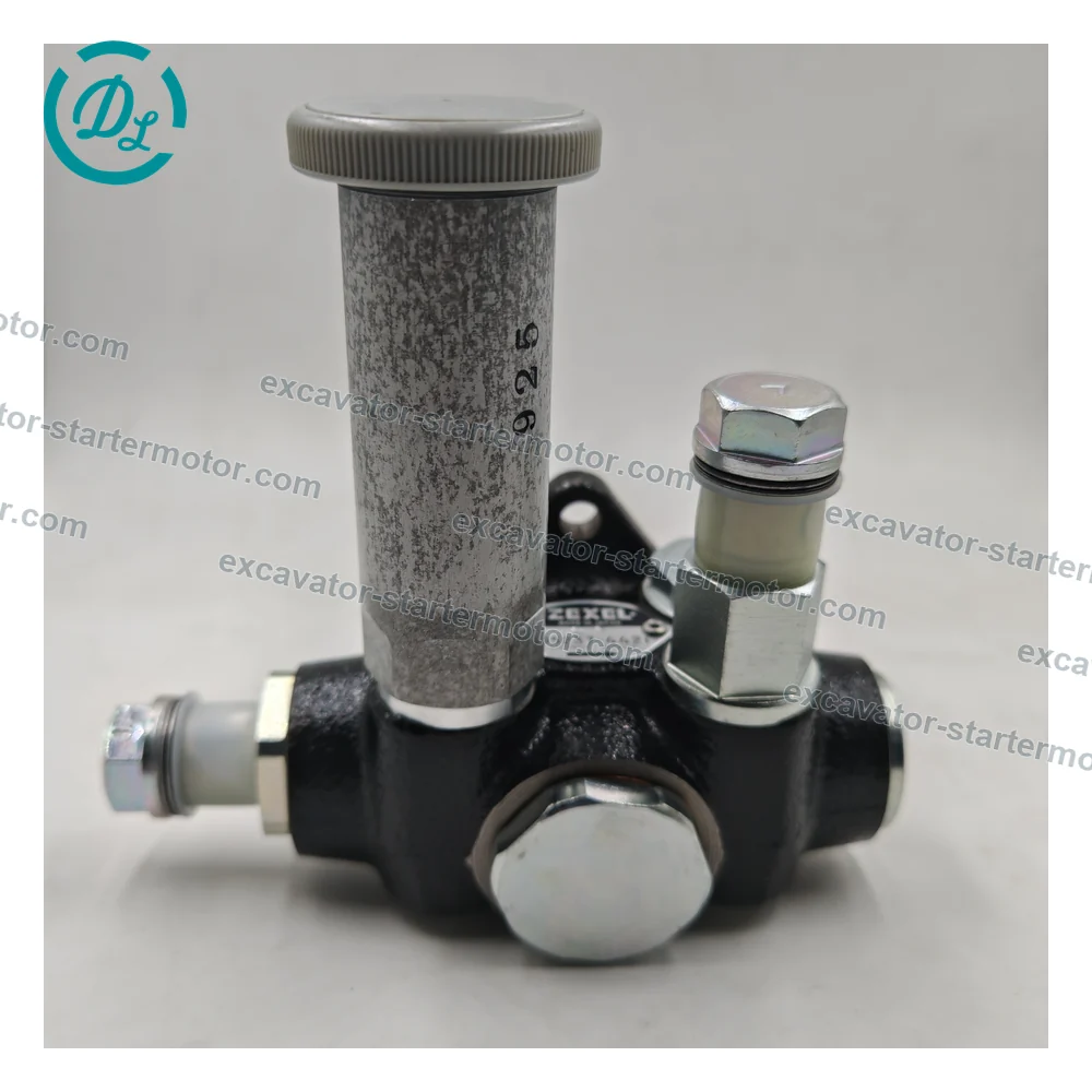 1-15750130-0 105237-4421 Fuel Feed Hand Primer Pump for Isuzu 6HK1 Hitachi ZX330, OEM/reference 1-15750130-0, Mechanical Fuel Feed Hand Primer Pump, product view 3