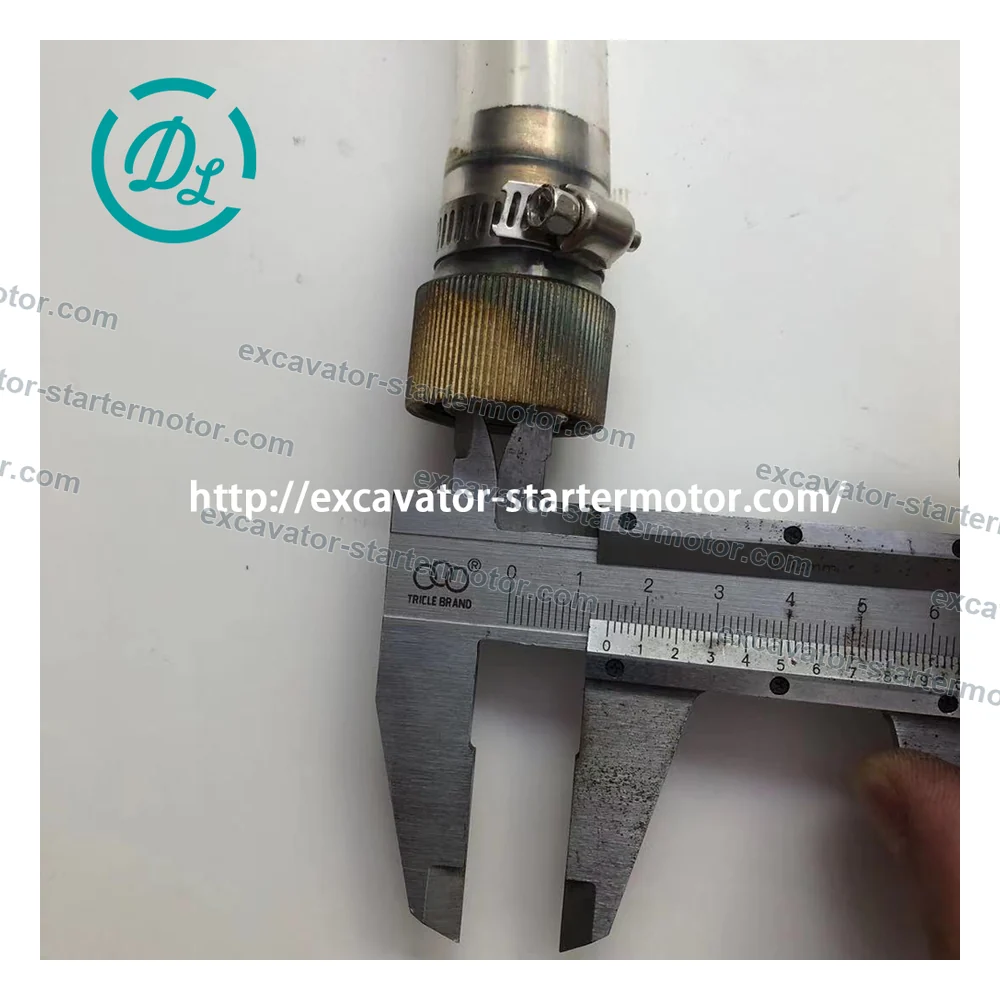 8-97388023-1 8-98253407-0 Oil Drainer for Isuzu 4HK1 Engine, OEM/reference 8-97388023-1, Engine Oil Drainer / Drain Tube, product view 4