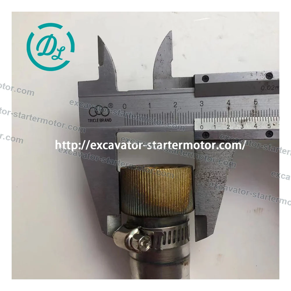 8-97388023-1 8-98253407-0 Oil Drainer for Isuzu 4HK1 Engine, OEM/reference 8-97388023-1, Engine Oil Drainer / Drain Tube, product view 5