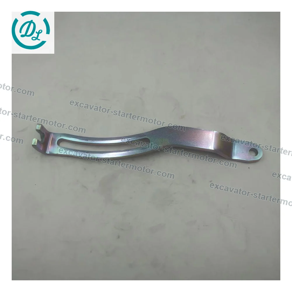 8-98048891-0 Alternator Adjustment Plate for Isuzu 4LE2 John Deere 75D 85D, OEM/reference 8-98048891-0, Alternator Adjustment Plate / Slotted Bracket, product view 3