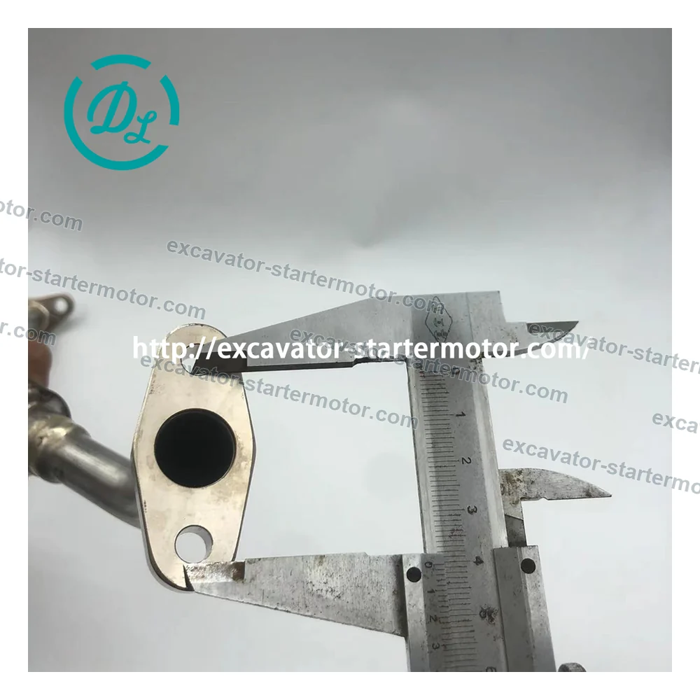 8-98019512-1 Turbo Oil Return Pipe for Hitachi ZX110-3 Isuzu 4JJ1, OEM/reference 8-98019512-1, Turbocharger Oil Drain and Return Pipe, product view 4