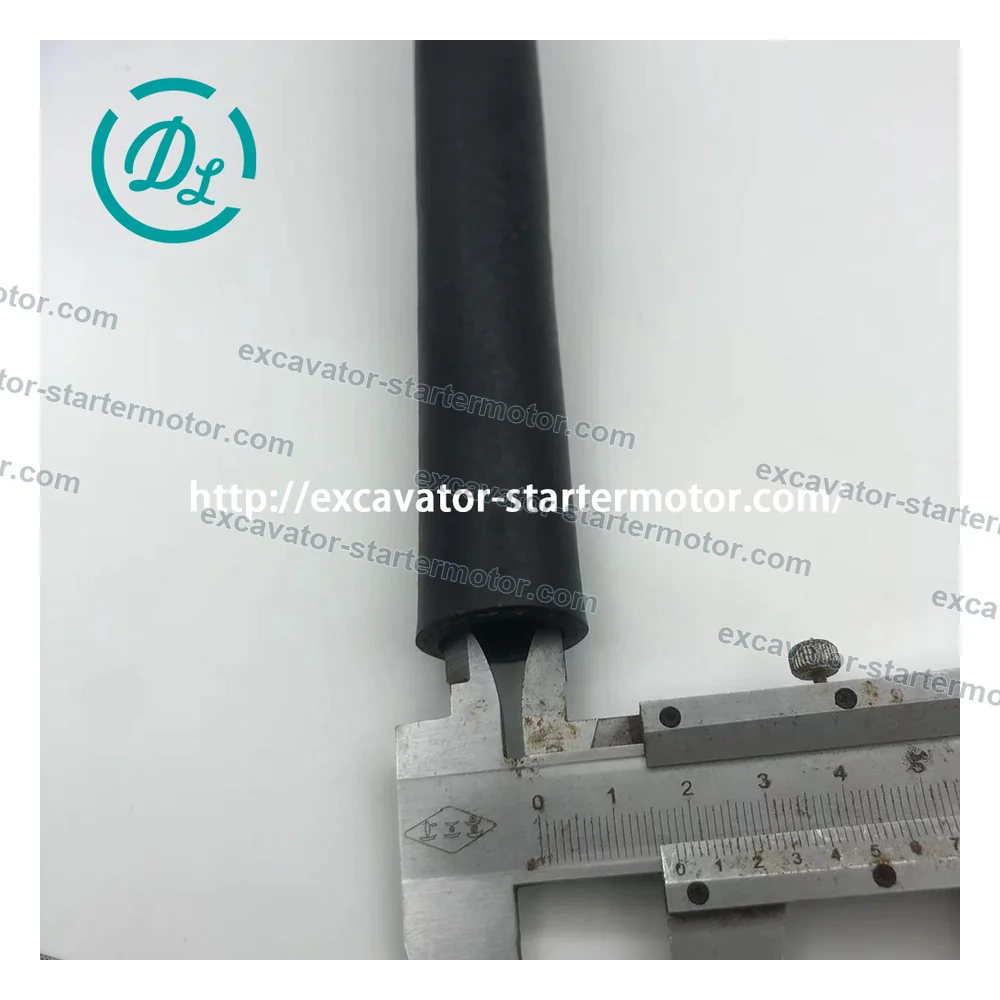 8-98055570-0 Thermostat Hose for Isuzu 4JJ1 Case CX130B, OEM/reference 8-98055570-0, Engine Coolant Thermostat Hose, product view 2