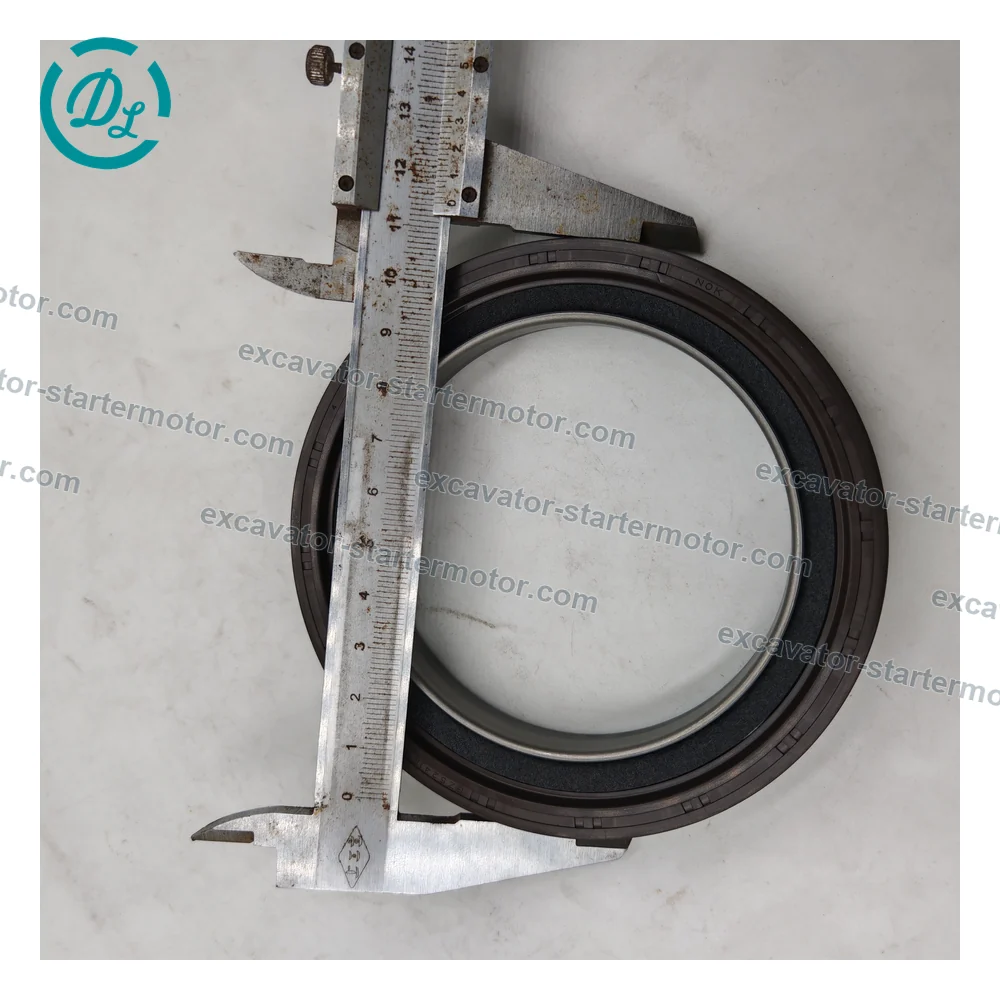 1-09625576-0 Bearing Case Oil Seal for Isuzu 6HK1 FTR FVR34, OEM/reference 1-09625576-0, Bearing Case Oil Seal, product view 4