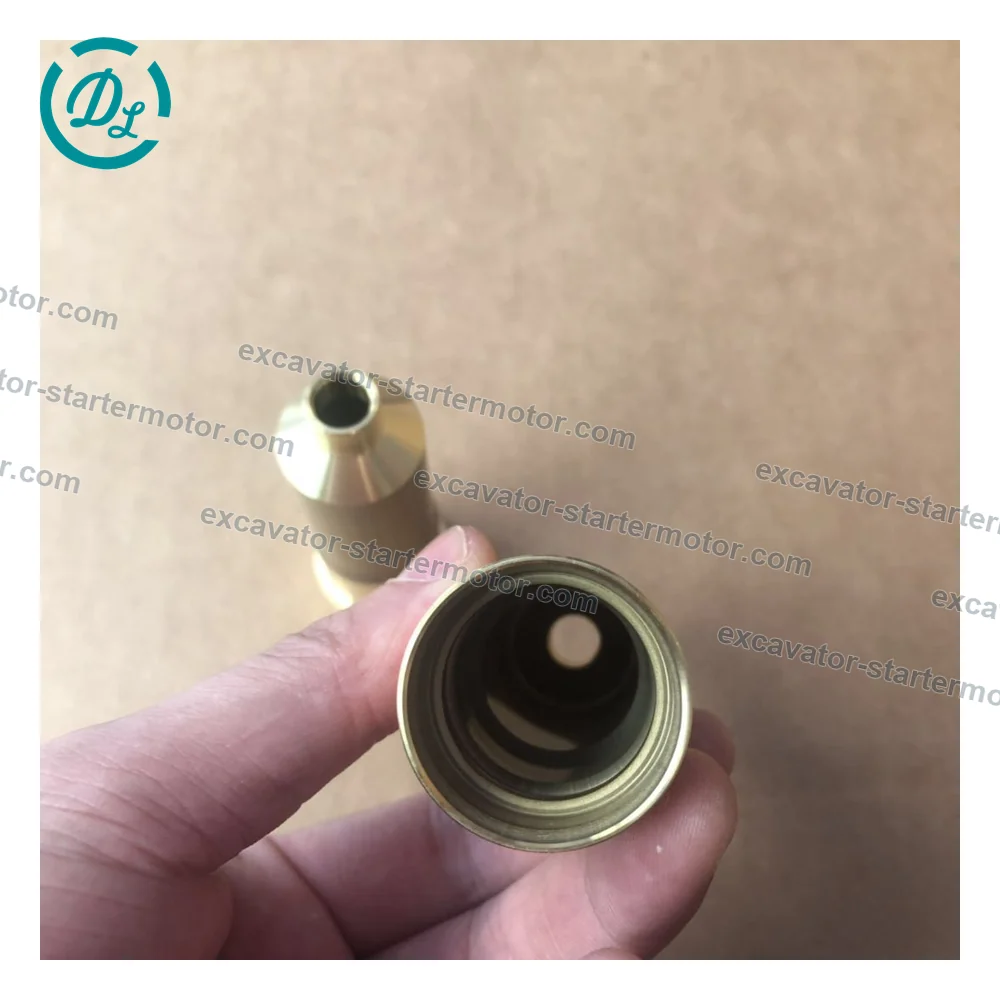 8-98018462-0 Fuel Injector Nozzle Holder Sleeve for Isuzu 6HK1, OEM/reference 8-98018462-0, Fuel Injector Nozzle Holder Sleeve, product view 4