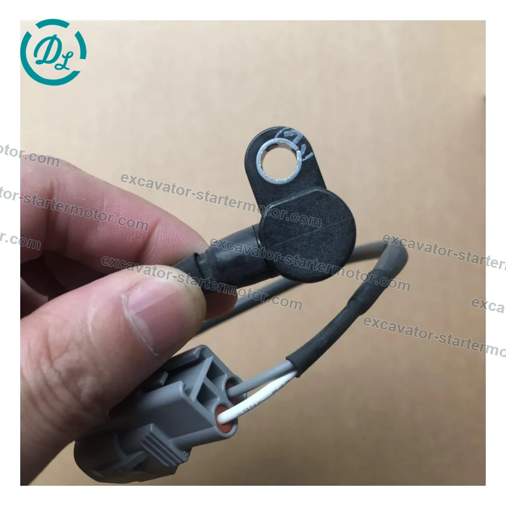 8-97306-113-1 029600-1290 Crankshaft Position Sensor for Isuzu 4HK1 6HK1, OEM/reference 8-97306-113-1, Crankshaft Position / Engine-Speed Sensor, product view 3