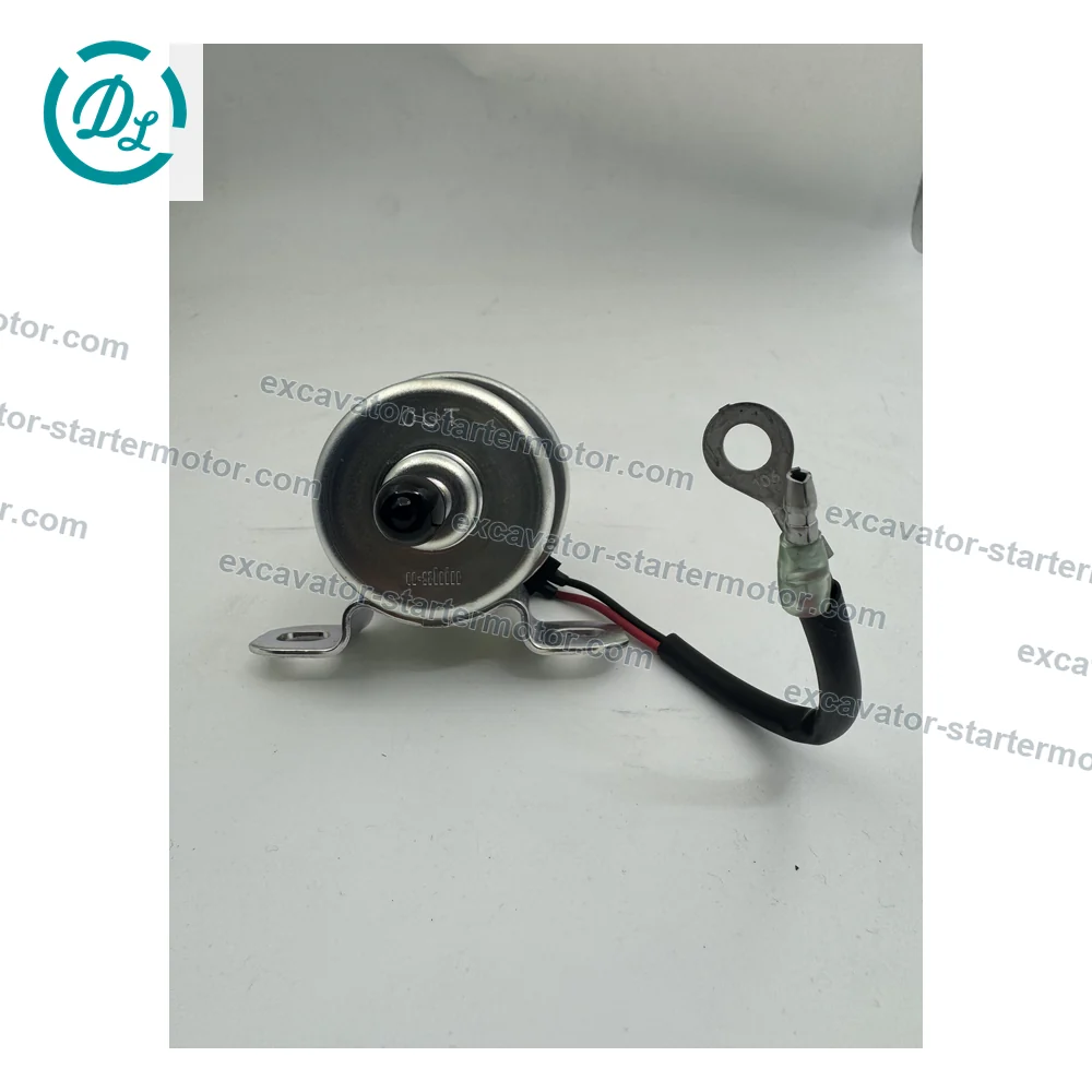 1G381-52033 24V Electric Fuel Pump for Kubota V3800, OEM/reference 1G381-52033, 24V Electric Fuel Pump Assembly, product view 4